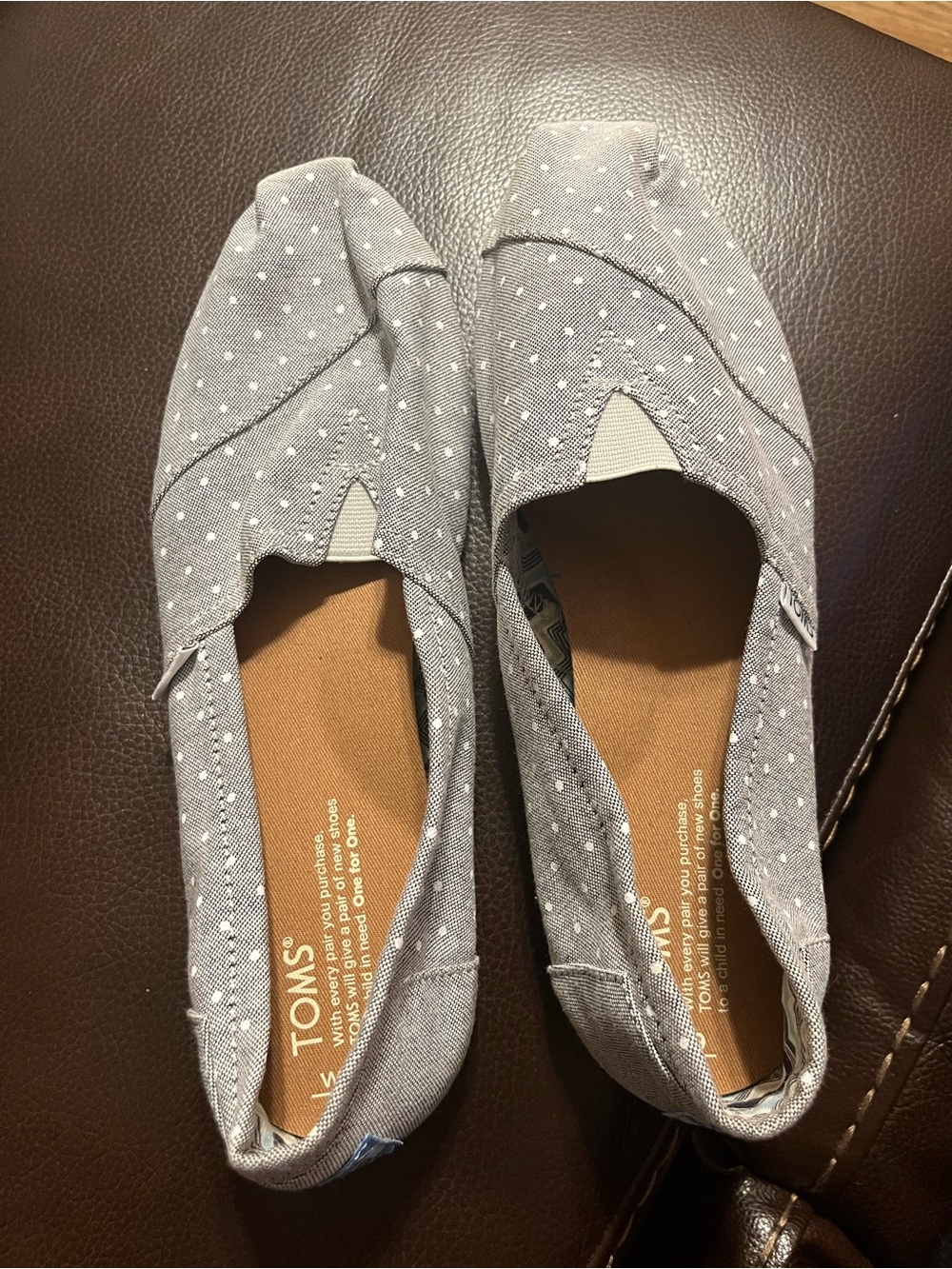 Brand New Toms Gray and White Polka Dot Slip on Shoes Womens size 9
